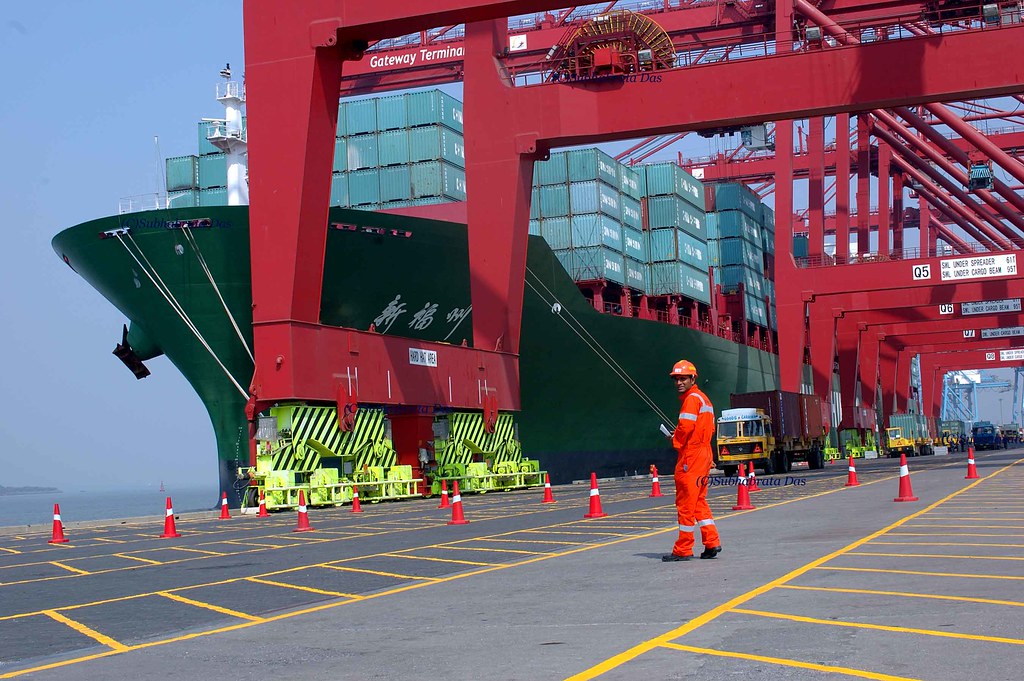 5000க்கும் அதிகமான கொள்கலன்களை விடுவிக்க வேலைத்திட்டம்-நிதி இராஜாங்க அமைச்சர்!