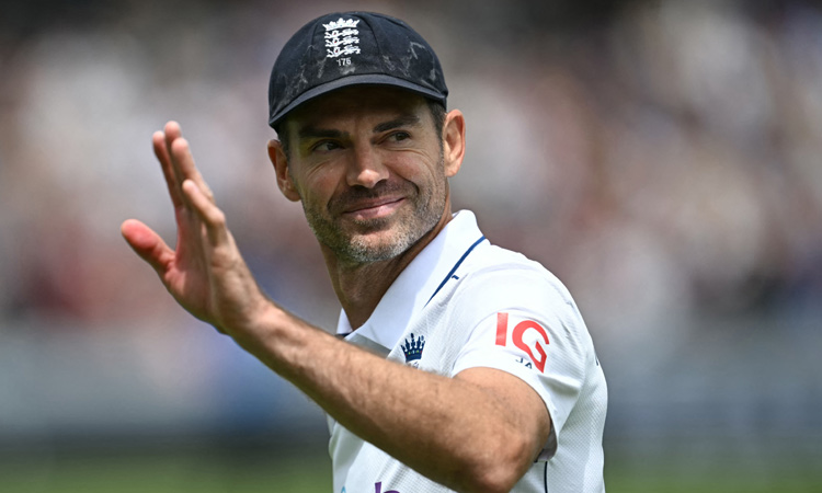 கிரிக்கெட்டில் இருந்து விடைபெறும் சாதனை வீரன் ஆன்டர்சன்!