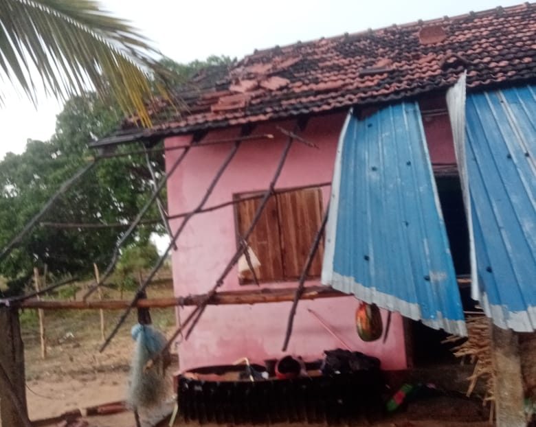 மட்டு – வாகரையில் சூறாவளி