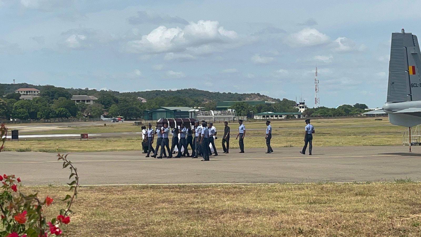 மறைந்த  தலைவர் இரா.சம்பந்தனின் பூதவுடலுக்கு  திருகோணமலையில் அஞ்சலி!