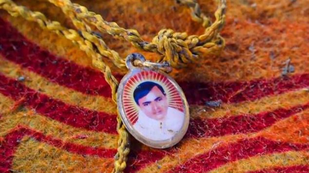 கூட்ட நெரிசலில் சிக்கி உயிரிழந்த 122 பேர் :  6 பேர் கைது