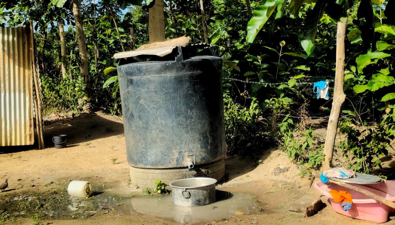 அடிப்படை வசதிகளின்றித் தவித்து வரும் கிளிநொச்சி சாந்தபுரம் கிராம மக்கள்!