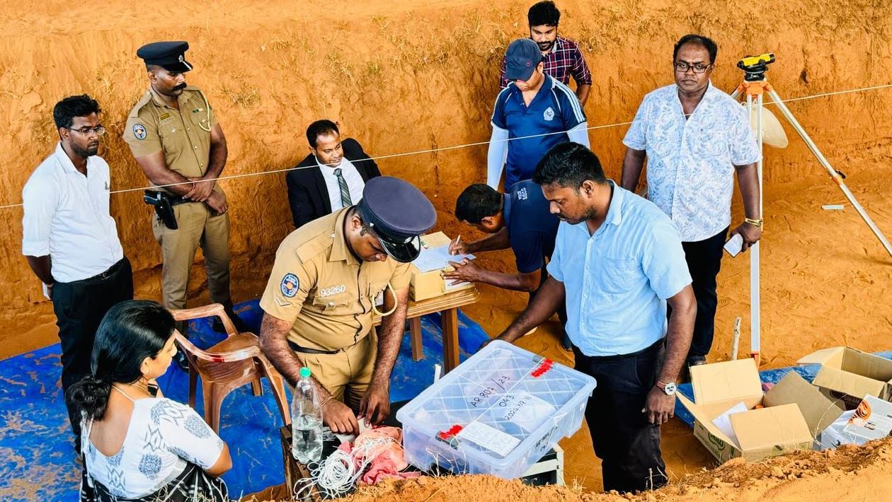 கொக்குத்தொடுவாய் மனித புதைகுழி: மேலும் 7 மனித எச்சங்கள் கண்டுபிடிப்பு!