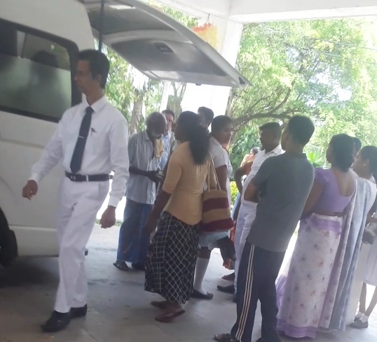 போதையூட்டும் மூலிகைச் செடி – 7 மாணவர்கள் வைத்தியசாலையில் அனுமதி!