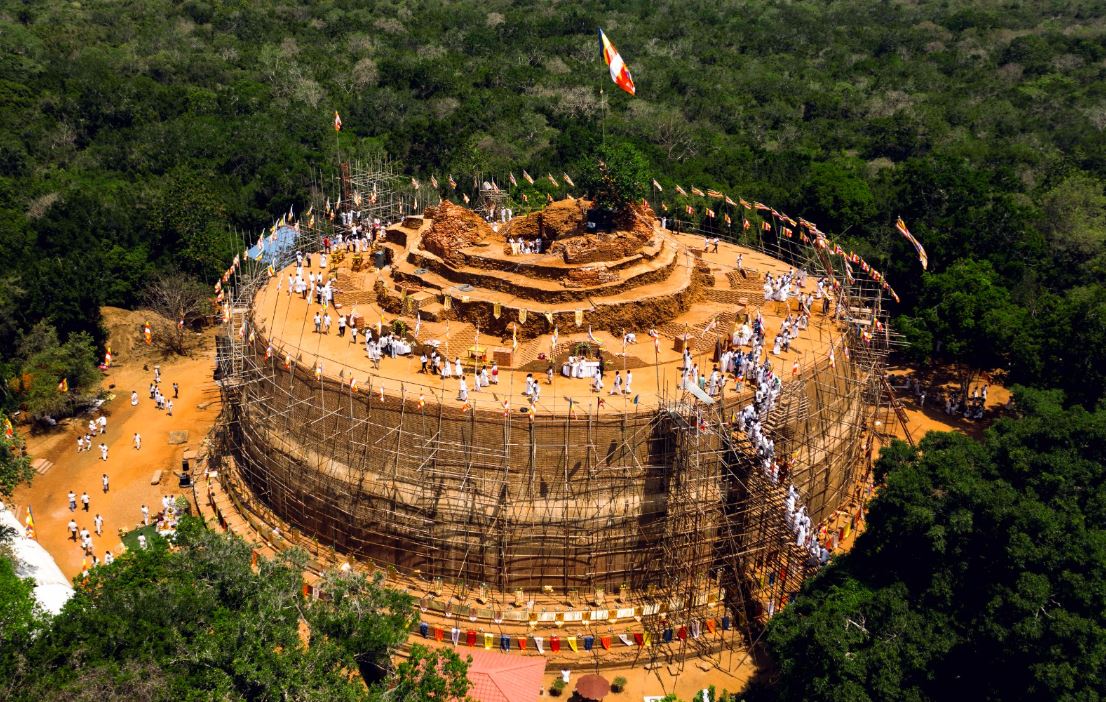 நீலகிரி மஹா சேயாவில் புனித நினைவுச் சின்னங்களை வைக்கும் நிகழ்வு!