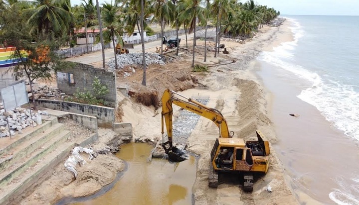 கடல் அரிப்பை தடுக்கும் வேலைத்திட்டம் அம்பாறையில் முன்னெடுப்பு