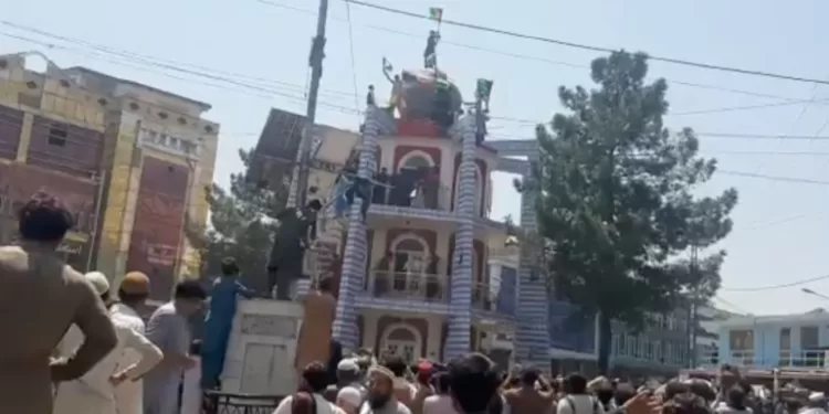 ஆப்கானிஸ்தானில் தலிபான்களுக்கு எதிராக போராட்டம் – மூவர் உயிரிழப்பு!