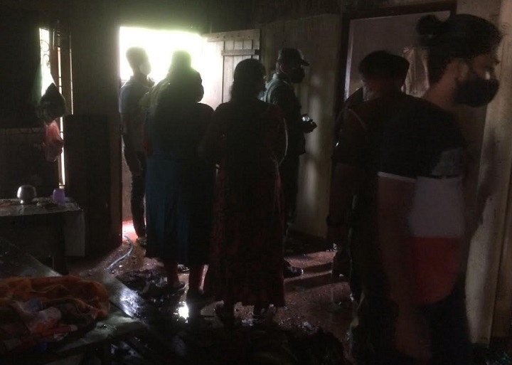 யாழிலுள்ள வீடொன்றில் தீ விபத்து- பல இலட்சம் பெறுமதியான பொருட்கள் எரிந்து நாசம்