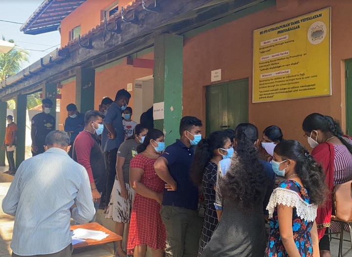 மட்டக்களப்பில் 20 வயதுக்கு மேற்பட்டவர்களுக்கு கொரோனா தடுப்பூசி செலுத்தும் நடவடிக்கை முன்னெடுப்பு