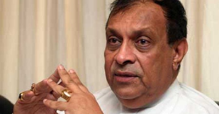 பாரிய நெருக்கடிக்கு முகம் கொடுத்துள்ள மக்களின் சுதந்திரத்தை அரசாங்கம் பறிக்கின்றது- கரு ஜயசூரிய