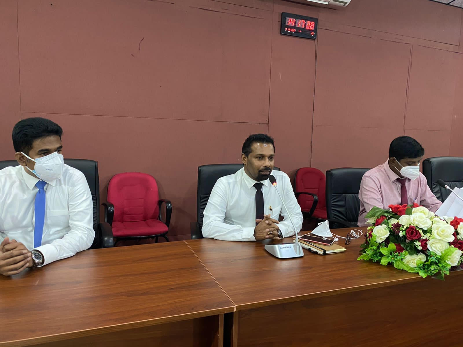 திருகோணமலை மாவட்ட அனர்த்த முகாமைத்துவ குழு கூட்டம் மாவட்ட செயலகத்தில் நடைபெற்றது!