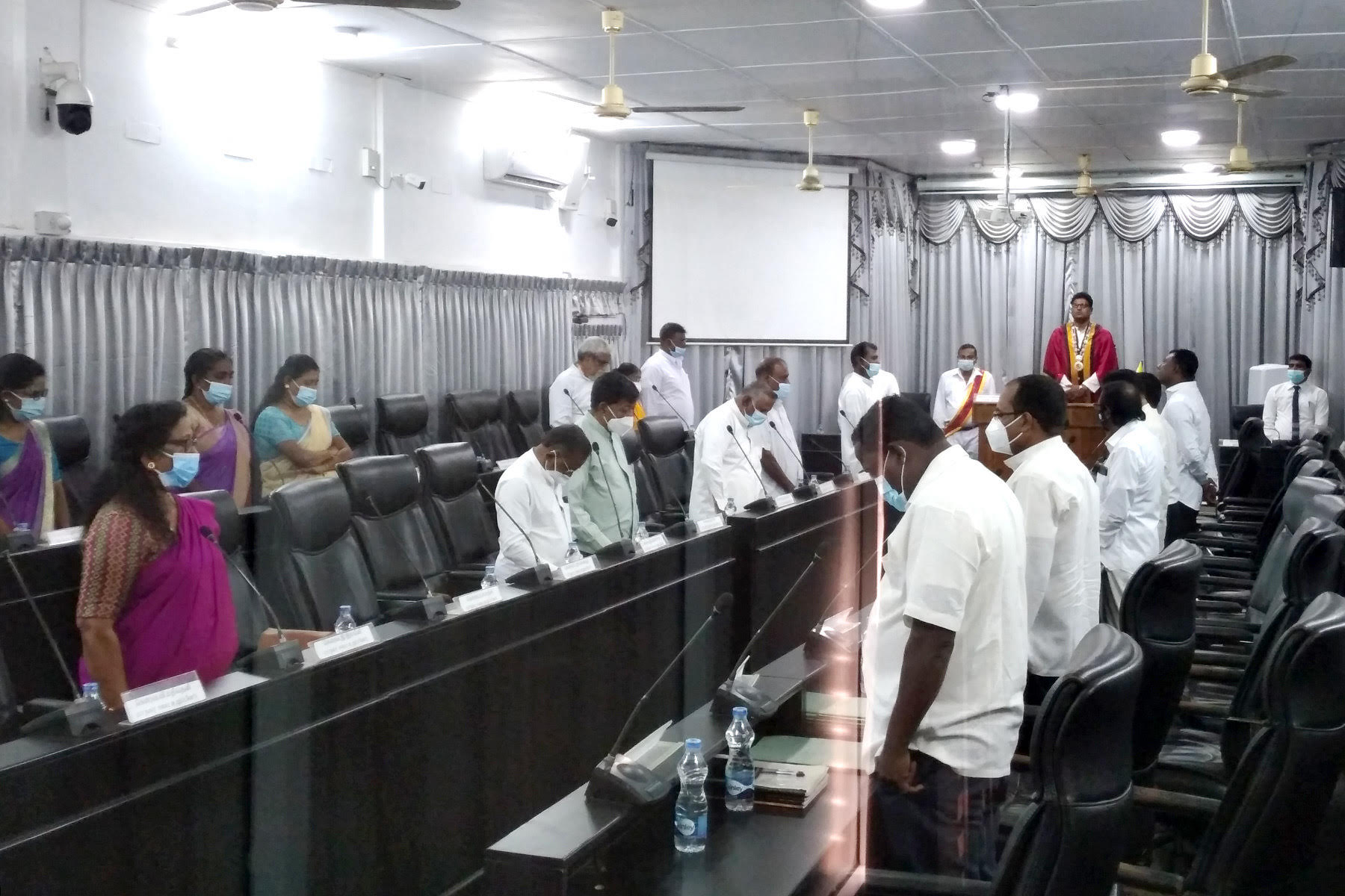 நான் பௌத்தத்திற்கு எதிரானவன் அல்ல- வி.மணிவண்ணன்