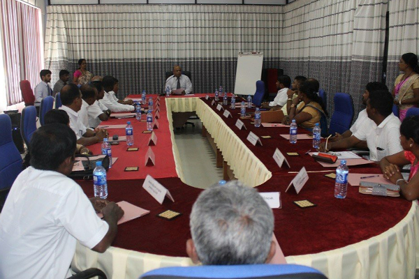 வல்வெட்டித்துறை நகர சபை தவிசாளராக  செல்வேந்திரா மீண்டும் தெரிவு!