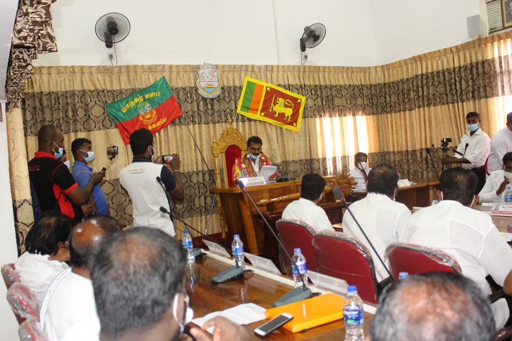 மட்டக்களப்பு மாநகரசபையின் வரவு செலவு திட்டம் 10 மேலதி வாக்குகளினால் நிறைவேற்றம்!