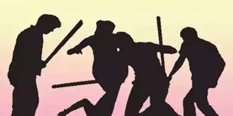 மட்டக்களப்பில் வாள் வெட்டு – 7 பேர் படுகாயம்!