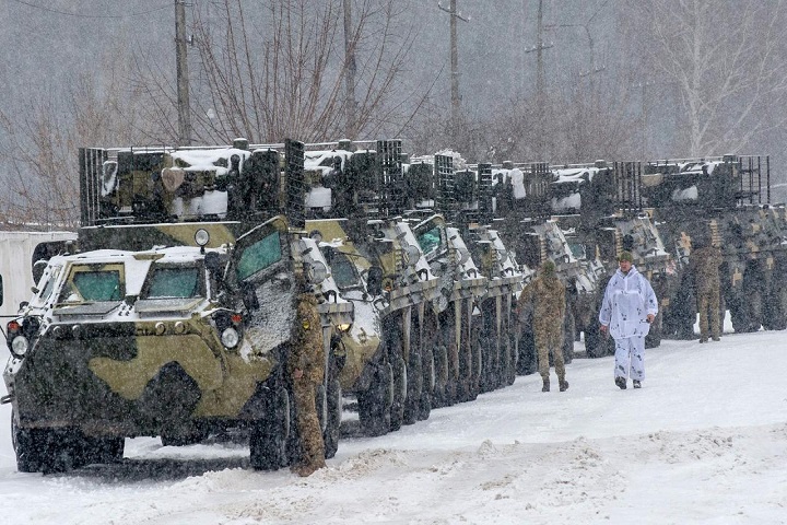 ரஷ்ய தாக்குதலினால் நிர்க்கதியாகும் உக்ரேனிய அகதிகளை ஏற்றுக்கொள்ள தயாராகும் போலந்து- ஸ்லோவாக்கியா!