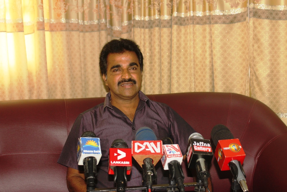 தமிழ்-முஸ்லிம் மக்களின் உறவினை காத்தான்குடி நகரசபையின் தவிசாளர் சீர்குலைக்கிறார் – தி.சரவணபவன்