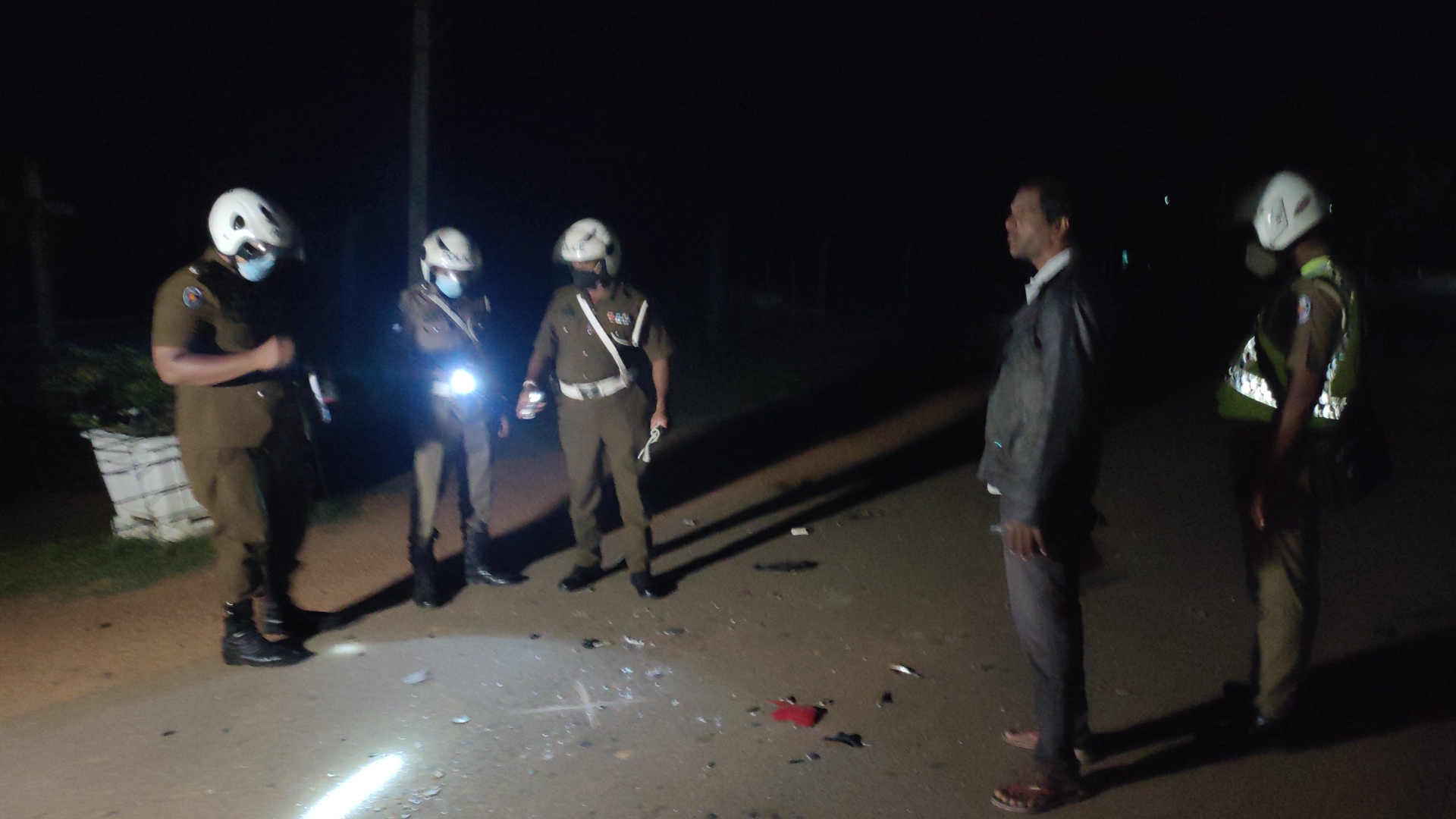 கிளிநொச்சி இரணைமடு அம்பாள்நகர் பகுதியில் விபத்து – ஒருவர்  உயிரிழப்பு!