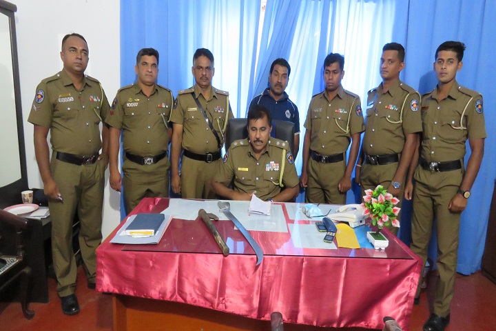 மட்டக்களப்பில் கொள்ளை சம்பவங்களுடன் தொடர்புடைய 4 பேர் கைது!