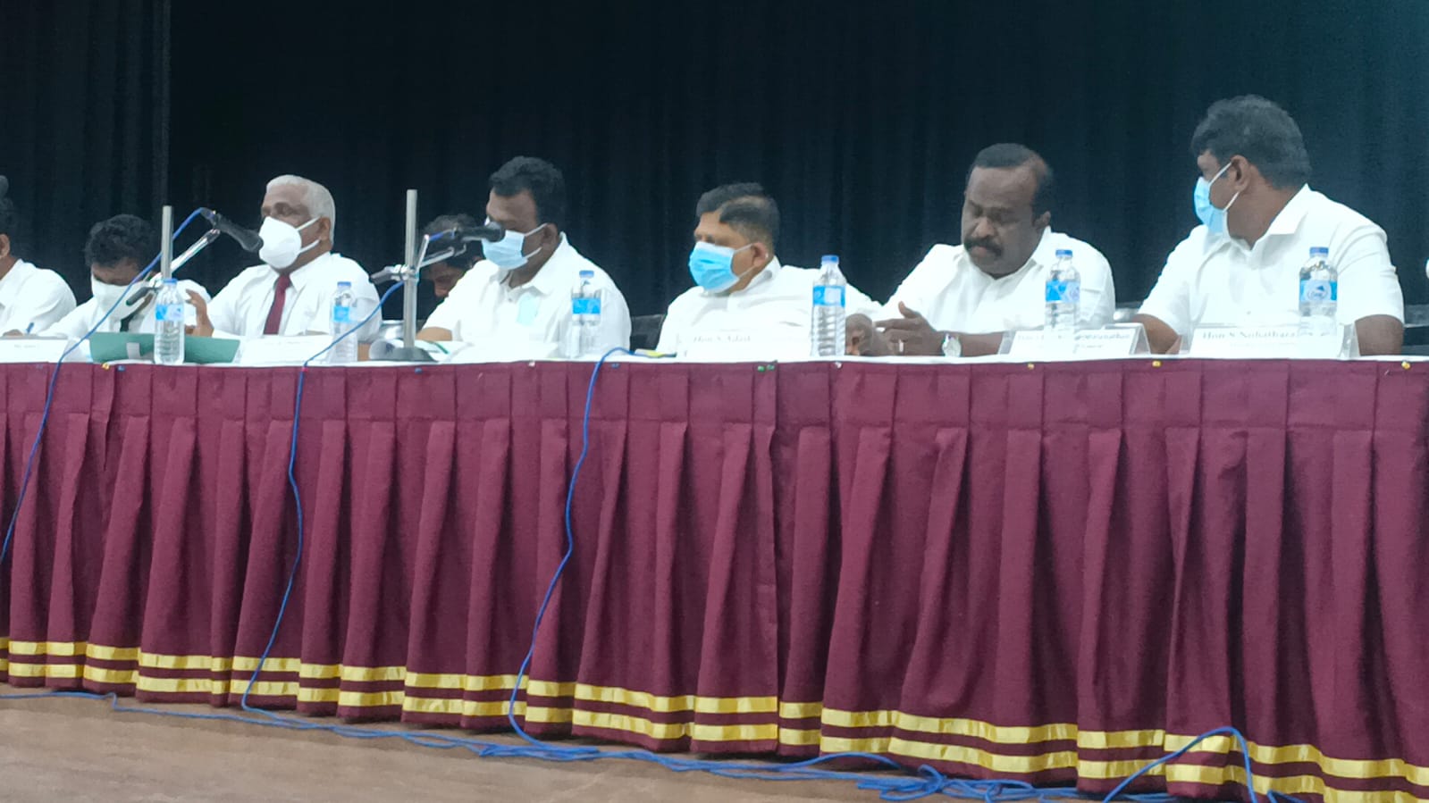 வவுனியா மற்றும் முல்லைத்தீவு  மக்களின் காணிகளை விடுவித்தல் தொடர்பில் கலந்துரையாடல்!!