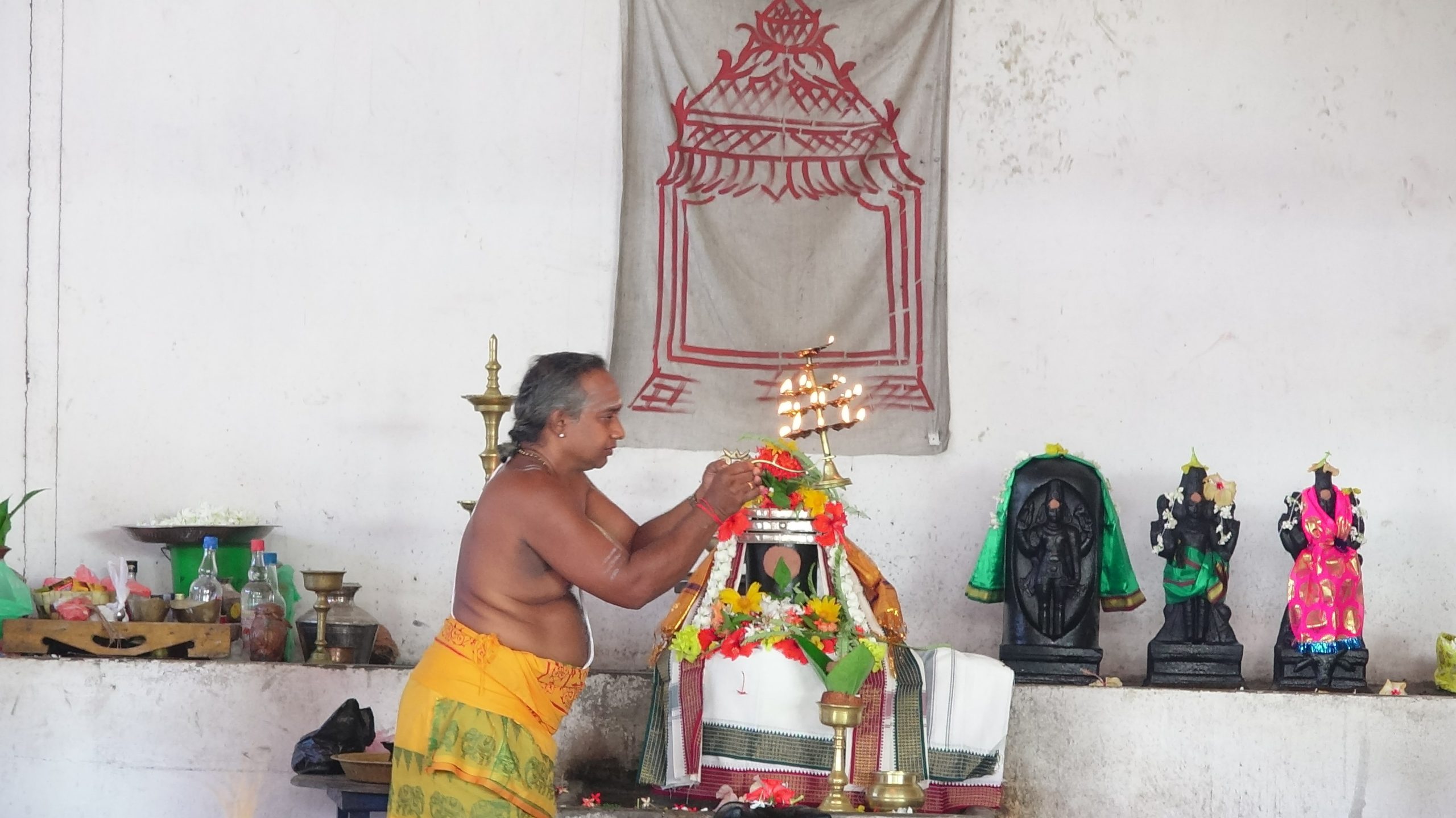 மன்னார் திருக்கேதீஸ்வர ஆலயத்தில் இடம்பெற்ற  புத்தாண்டு  பூஜைகள்