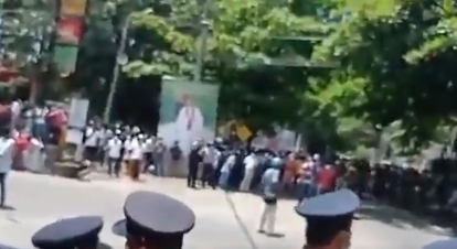 தங்காலையில் உள்ள பிரதமரின் இல்லத்திற்கு முன்பாக போராட்டம்!