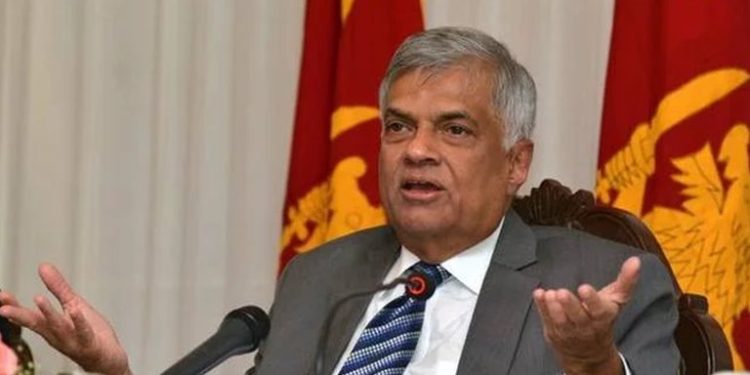 எரிபொருள்- எரிவாயுவை அடுத்த 3 வாரங்களுக்கு சிக்கனமாக பயன்படுத்துமாறு பிரதமர் ரணில் மக்களிடம் கோரிக்கை!