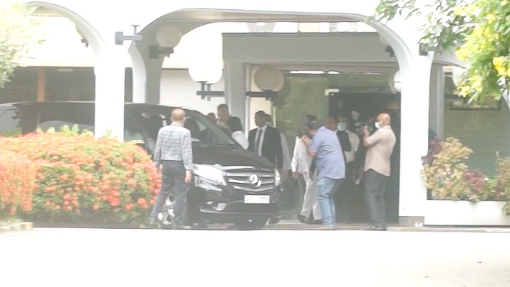 எரிபொருள் விநியோகம் தொடர்பில் கலந்துரையாடுவதற்காக ரஷ்ய எண்ணெய் நிறுவனங்களின் பிரதிநிதிகள் இருவர் இலங்கைக்கு வருகை