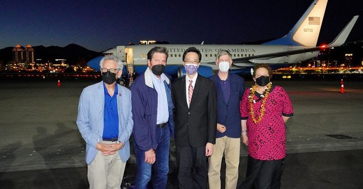 அமெரிக்காவின் 5 நாடாளுமன்ற உறுப்பினர்கள் குழு மீண்டும் தாய்வானுக்கு பயணம்!