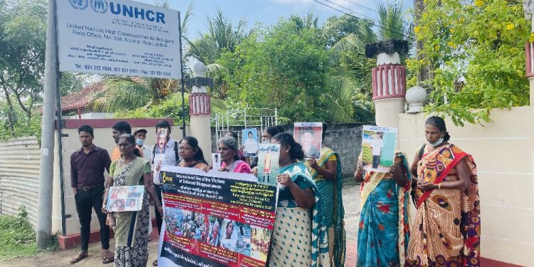 காணாமல் ஆக்கப்பட்டவர்களின் உறவுகளால் யாழில் போராட்டம்!