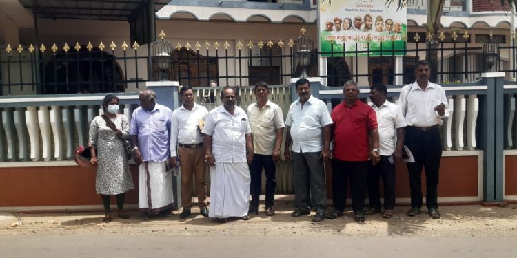 வடமாகாண தேசிய மீனவர் ஒத்துழைப்பு இயக்கம் இந்திய துணை தூதுவரை சந்தித்தனர்!