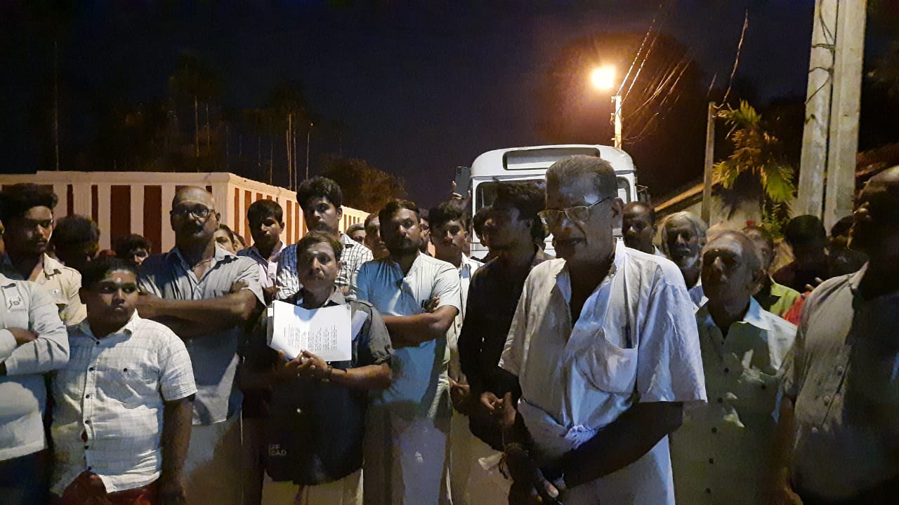 திருக்கோணேஸ்வரம்  ஆலய நிலம்  ஆக்கிரமிப்பைத் தடுத்து நிறுத்த கோரி அடியவர்களின் யாத்திரை ஆரம்பம்