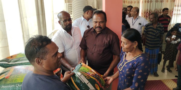 தமிழர் ஐக்கிய சுதந்திர முன்னணியினால் முன்னால் போராளிகளிற்கு உலருணவுப் பொதிகள் கையளிப்பு