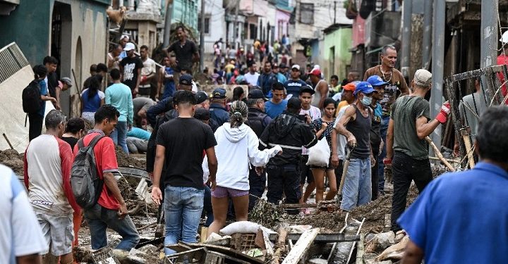 மத்திய வெனிசுலாவில் நிலச்சரிவு: குறைந்தது 22பேர் உயிரிழப்பு- 50க்கும் மேற்பட்டோர் மாயம்!