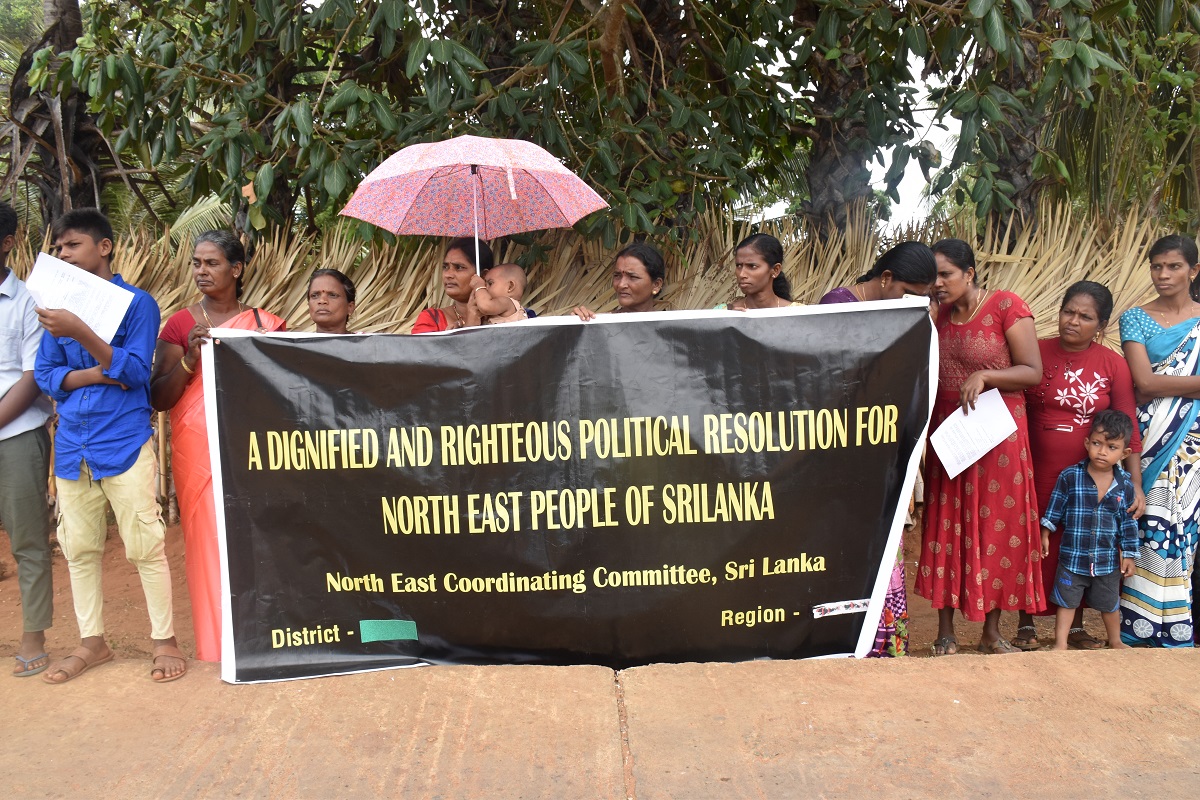 கெளரவமான அரசியல் தீர்வை கோரும் பயணத்தில் 70 வது நாள் கவனயீர்ப்பு போராட்டம் கிளிநொச்சியில் முன்னேடுப்பு