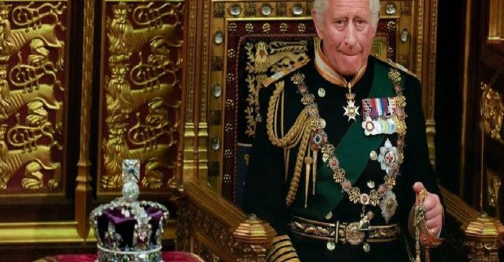 அடுத்த ஆண்டு மூன்றாம் சார்லஸ் மன்னரின் முடிசூட்டு விழாவை முன்னிட்டு பொது விடுமுறை: பிரதமர் ரிஷி சுனக் அறிவிப்பு!
