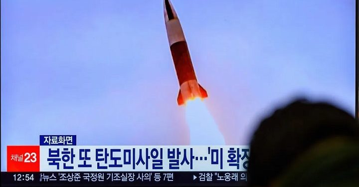 அமெரிக்காவை முழு அளவுக்கு தாக்கும் தொலைவுக்கு ஏவுகணையை சோதனை செய்தது வடகொரியா!