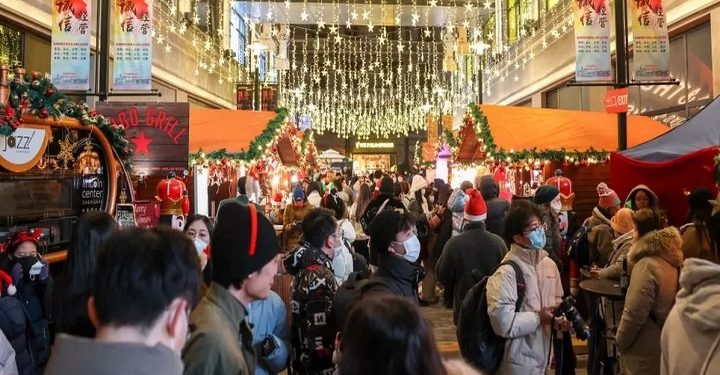 குளிர்காலத்தின் முதலாவது கொவிட் தொற்றலையை சீன எதிர்கொண்டுள்ளது: சீனாவின் உயர்மட்ட சுகாதார அதிகாரி தகவல்!