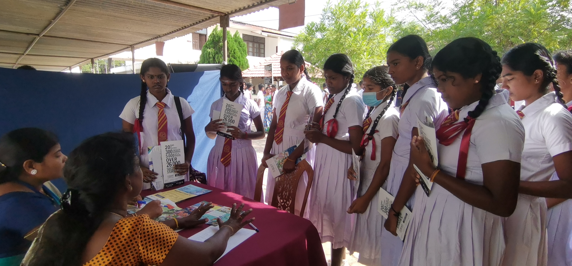 வவுனியாவில் மாபெரும் கல்வித்தொழில் வழிகாட்டல் கண்காட்சி!