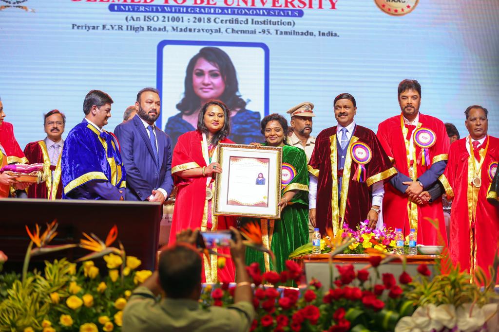 லைக்கா ஹெல்த்தின் தலைவர் பிரேமா சுபாஸ்கரன், கௌரவ கலாநிதிப்பட்டம் வழங்கி கௌரவிக்கப்பட்டுள்ளார்!