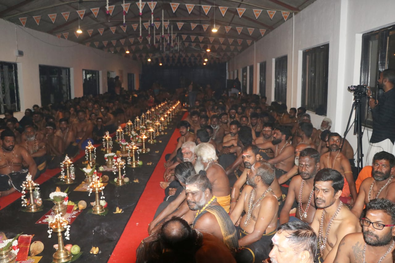 கொட்டகலை சீ.எல்.எப். வளாகத்தில் நடைபெற்ற ஐயப்ப சுவாமியின் ஜோதி பூஜை நிகழ்வு