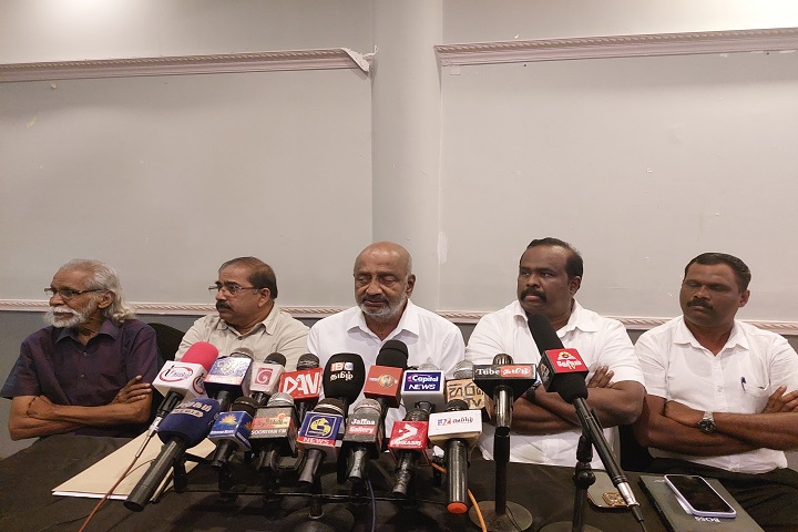 புதிய கூட்டணி குத்துவிளக்கு சின்னத்தில் போட்டி !