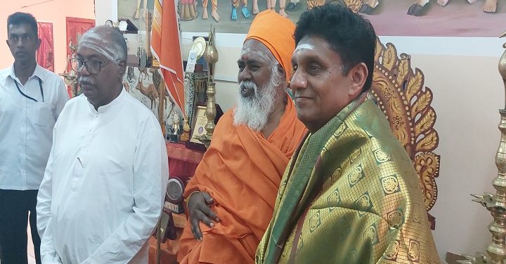 நல்லை ஆதீன குருமுதல்வரை சந்தித்தார் சஜித்!