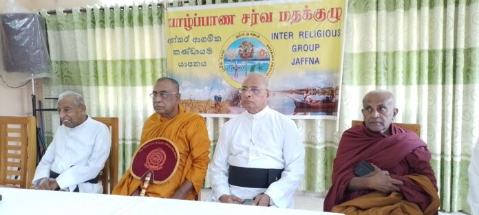 13ஆம் திருத்தத்திற்கு மேலன அதிகார பகிர்வுக்கு செல்ல வேண்டும் – பௌத்தப்பிக்குகள்