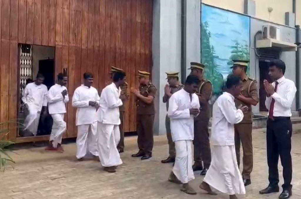 யாழ்.சிறையில் இருந்து எட்டு பேர் விடுதலை