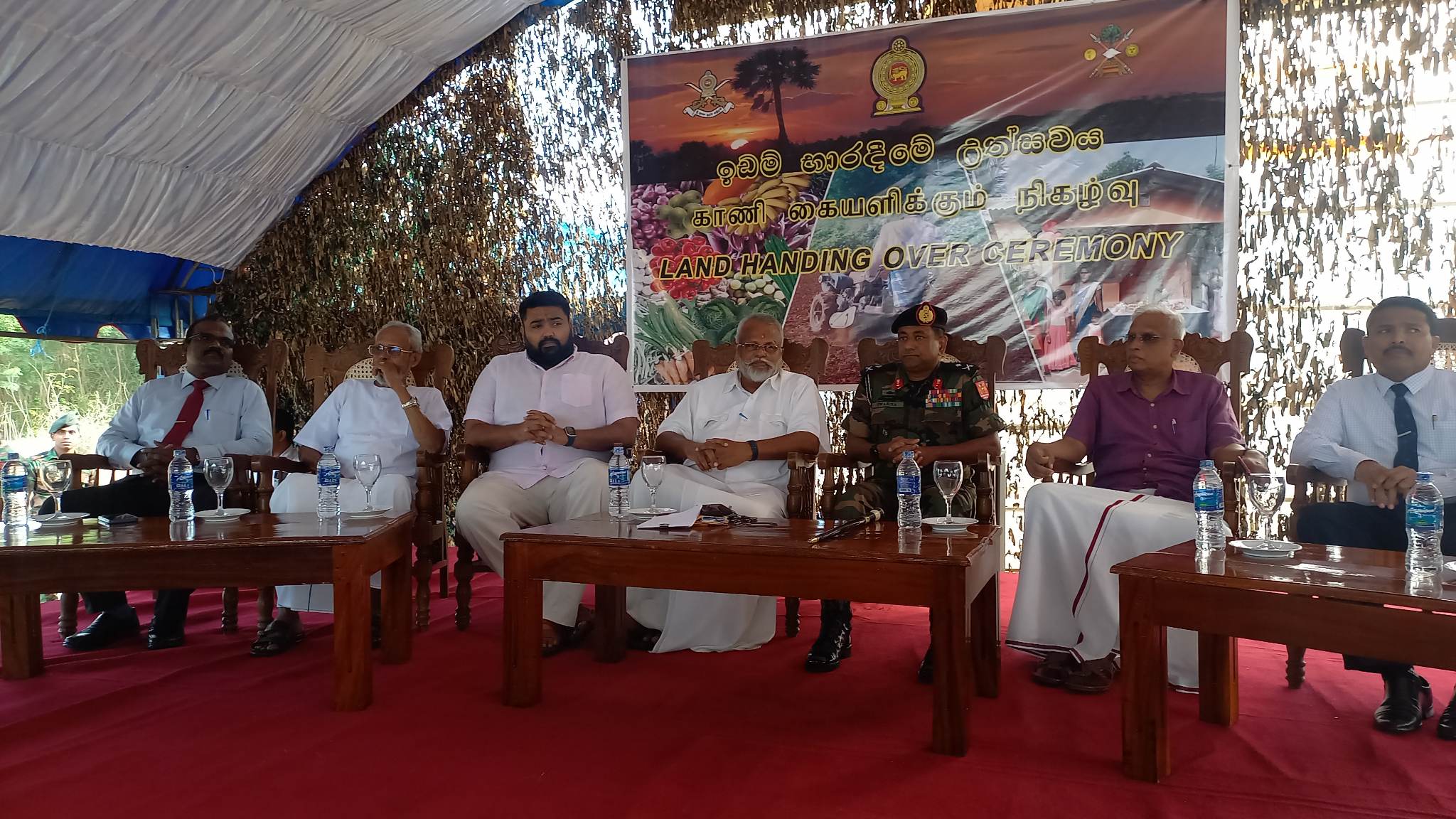 வலி,வடக்கு உயா்பாதுகாப்பு வலயத்திலிருந்து சுமாா் 108 ஏக்கா் காணி விடுவிக்கப்பட்டது!