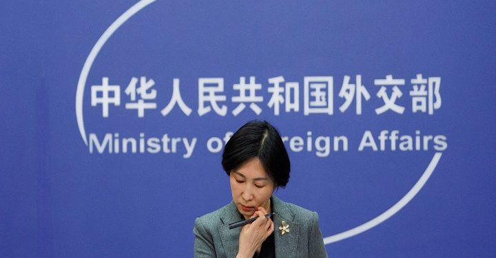 சீன பலூன் தொடர்பான சர்ச்சையை அமைதியான முறையில் கையாளுமாறு அமெரிக்காவுக்கு சீனா வலியுறுத்தல்!