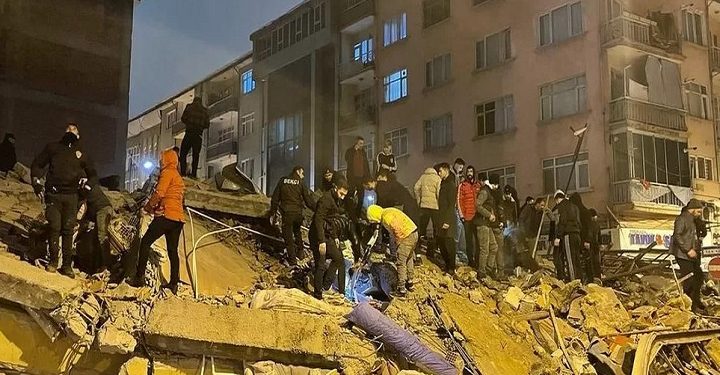 சிரிய- துருக்கி நிலநடுக்கம்: உயிரிழப்பு எண்ணிக்கை ஆயிரத்து 200யைக் கடந்தது! (UPDATE)