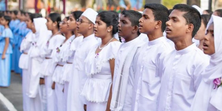 3 வருடங்களின் பின்னர் தமிழில் பாடப்பட்ட தேசிய கீதம் !