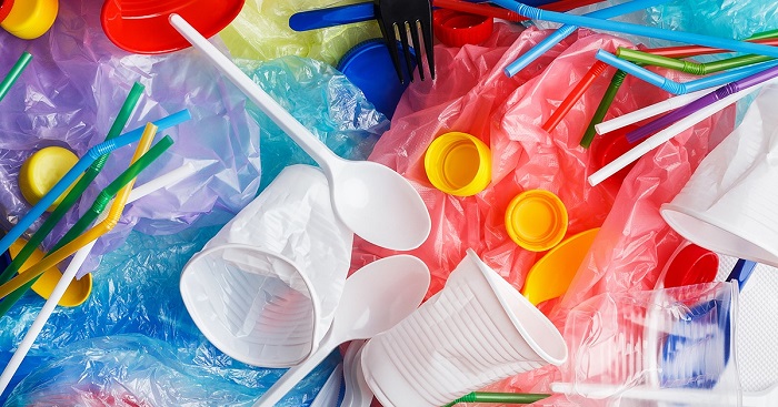 இலங்கையில் பொலித்தீன் மற்றும் பிளாஸ்டிக் பொருட்களுக்கு தடை!